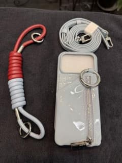 ★ajew iPhone17proケースとストラップセット★のサムネイル
