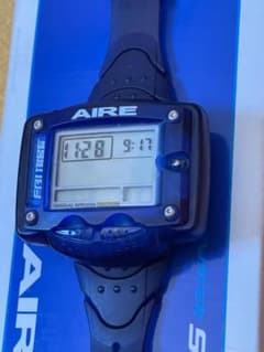 AIRE UNDERWATER SQUARE ダイブコンピューター　美品のサムネイル