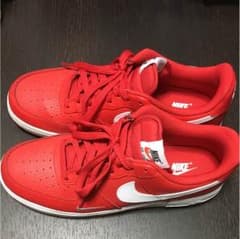 NIKE AIR FORCE 1のサムネイル