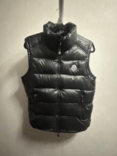 り*う様 MONCLER ブラック ダウンベスト - メルカリ
