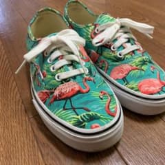 週末値下げ！VANS スリッポン スニーカー　フラミンゴ柄のサムネイル
