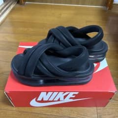 Nike エアマックス ココ サンダル ブラックのサムネイル