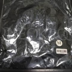 ワンオク バンドTシャツのサムネイル
