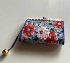 rcvnmz【未使用・長期保管品】柏ビーズ 伝統工芸品 がま口財布 rcvnmz様専用【未使用・長期保管品】柏ビーズ 伝統工芸品 がま口