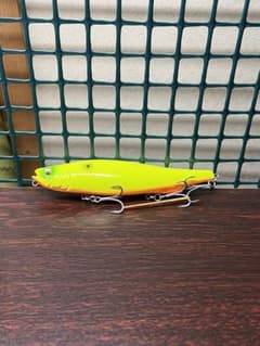 メガバス　メガドッグ180のサムネイル