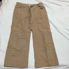 パタゴニア お買い得！運動会用！ベージュ カジュアルパンツのサムネイル