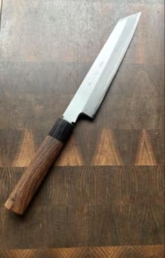 國行作　切付　和牛刀　210mm 包丁　7寸　白鋼　和包丁　研ぎ済　水牛　紫檀柄 國行作 切付 和牛刀 210mm 包丁 7寸 白鋼 和包丁 研ぎ済 水牛 紫檀柄