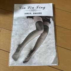 Lin Lin Ting ホワイト レースストッキングのサムネイル