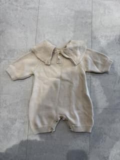 襟付きニットロンパース　帽子付きのサムネイル