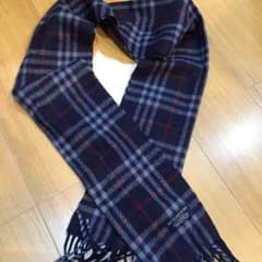 早い者勝ち！！BURBERRY マフラーのサムネイル