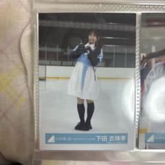 日向坂46 「好きになるクレッシェンド」MV衣装 下田衣珠季 生写真のサムネイル