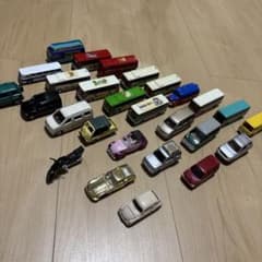 レトロトミカTOMICA いろいろなバス、乗用車27台セットP仕様ケース付きのサムネイル
