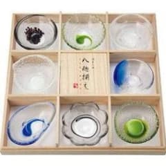 八趣揃えのサムネイル