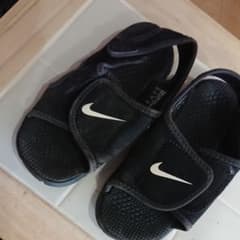 NIKE ナイキ サンダルのサムネイル