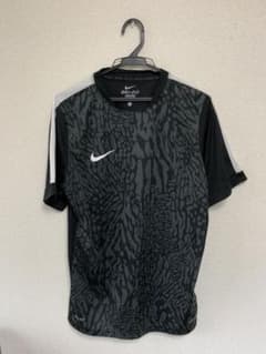 NIKE ナイキ シャツ　サッカー　フットサルのサムネイル