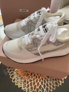Ｋivi様ご専用。新品☆ミュウミュウmiumiuグリッタースニーカーのサムネイル
