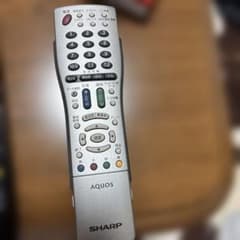 SHARP AQUOSテレビリモコンのサムネイル