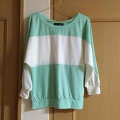 新品未使用 カットソーのサムネイル