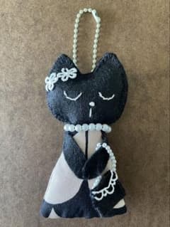 ミナペルホネン ハンドメイド ぬいぐるみチャーム キーホルダー 黒猫