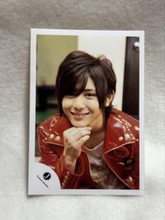 山田涼介 公式写真のサムネイル