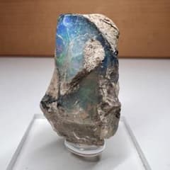 オパール Opal 蛋白石 鉱物 標本 原石 天然石 インドネシア産 - メルカリ