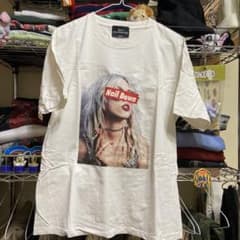 【SPINNS】半袖プリントTシャツのサムネイル