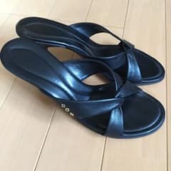 ヴィトン　サンダル パンプスのサムネイル