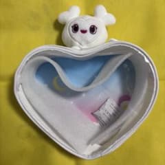 GiGO限定 ダヒョン TWICE LOVELYS ぴょこきゅんボディバッグ - メルカリ