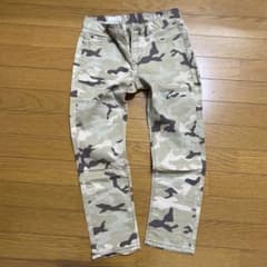 GAP 迷彩柄パンツのサムネイル