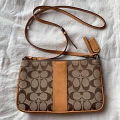 COACH コーチ ショルダーバッグのサムネイル