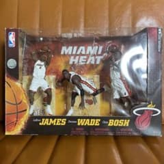 NBA マイアミヒート BIG3 フィギュア 3体セット レブロン・ジェームズ NBA マイアミヒート BIG3 フィギュア 3体セット レブロン・ジェームズ