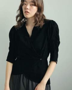 anuke（アンヌーク） Velour Gather Blouseのサムネイル