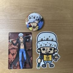 ワンピース　缶バッチ，シール，カードセット　トラファルガー・D・ワーテル・ローのサムネイル