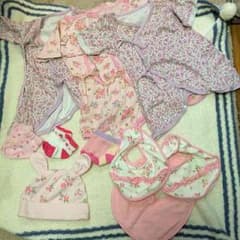 新生児肌着などなどのセットのサムネイル