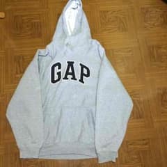 GAPの服のサムネイル