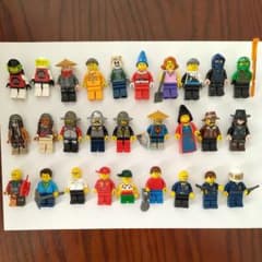 LEGO ミニフィグ  28体   ブロッテ付きのサムネイル