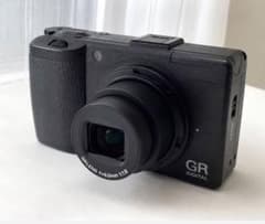 RICOH GR DIGITAL iii本体 コンパクトデジタルカメラのサムネイル
