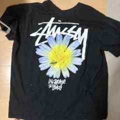 Stussy Tシャツ フラワー Mサイズ ブラック 男女兼用のサムネイル