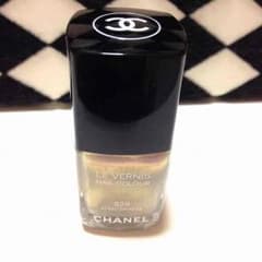 CHANELネイルカラー☆限定色629のサムネイル