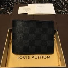 未使用 LOUIS VUITTON ダミエグラフィット 折り財布のサムネイル