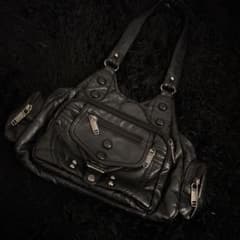 00sPUMA定価6万✴︎ベロアy2kトラックJKフェアリーグランジパンクロック y2k グランジ フェアリーグランジ 平成 archive レザー ハンドバッグ