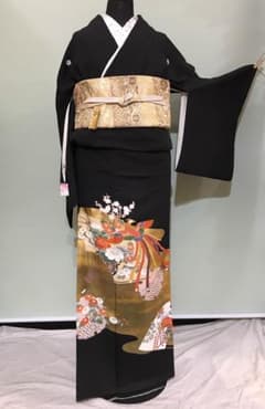 値下げしました☆作家もの 友禅の鳳凰柄の黒留袖と帯セットb4 - メルカリ