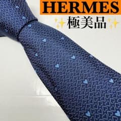 極美品✨HERMES ネクタイ　エルメス　波　サーファー　可愛い　ネイビー HERMES エルメス 極美品 レア 現行タグ ネクタイ ハート ネイビー