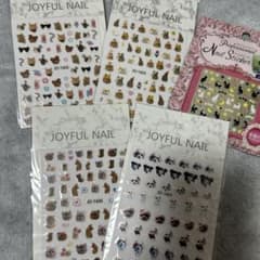 kuuさま専用　ネイルシール５枚セットのサムネイル