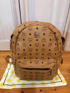 MCM ロゴパターン スタッズ付きバックパックのサムネイル