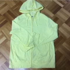 UNIQLO パーカー XL レモンイエロー！のサムネイル