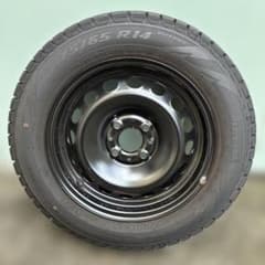フィアット500 175/65 R14 スタッドレスタイヤ 純正スチールホイール