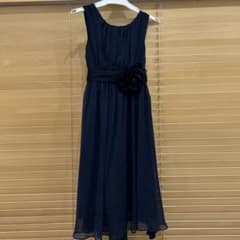ネイビーパーティードレス 花モチーフ付きのサムネイル