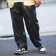 【迅速発送】レザーカーゴパンツ FREAK'S STOREのサムネイル