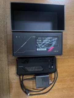 ASUS ROG Phone 6 12GB/256GB グローバル版 美品のサムネイル